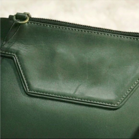 Emmaline Kuo green leather crossbody/clutch - Picture 3 of 16
